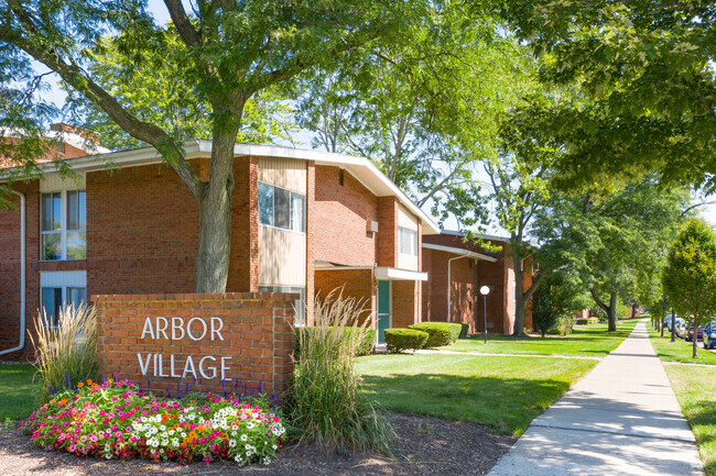 Arbor Village Apartments - Arbor Village Apartments