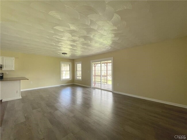 Photo - 8612 Peck St