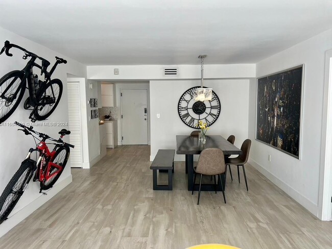 Building Photo - 255 Galen Dr Unit 2H Rental