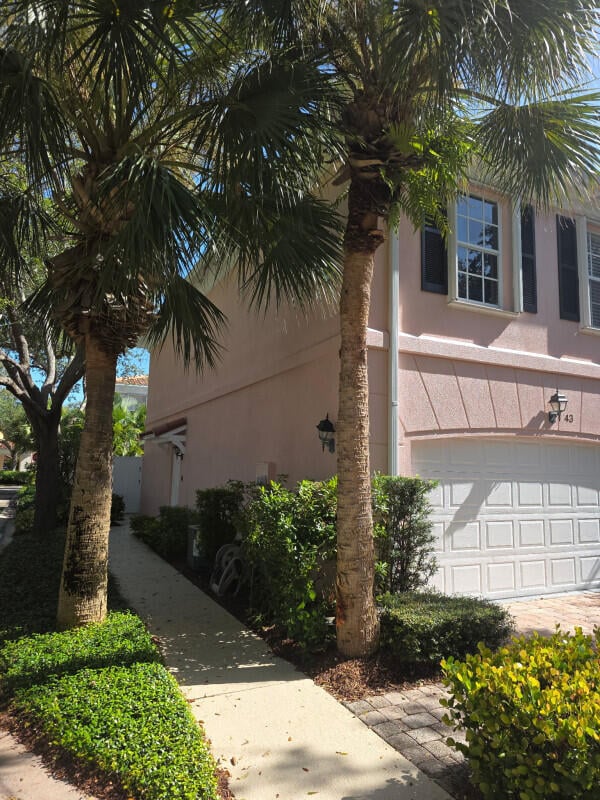 Photo - 43 Live Oak Cir