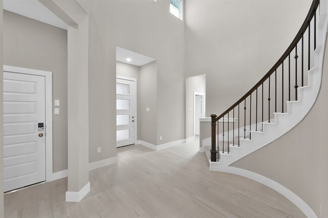 Photo - 24627 Keswick Vly Wy