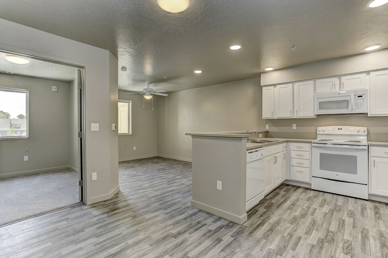 Photo - Sky Ridge Apartments