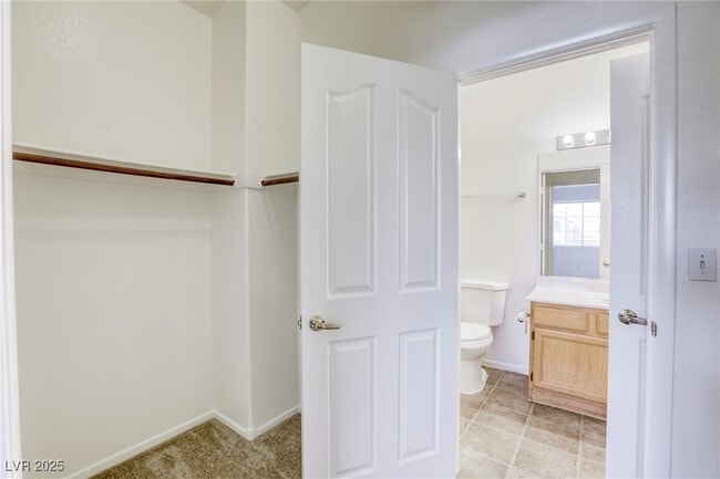 Building Photo - 8301 Boseck Dr Unit 232