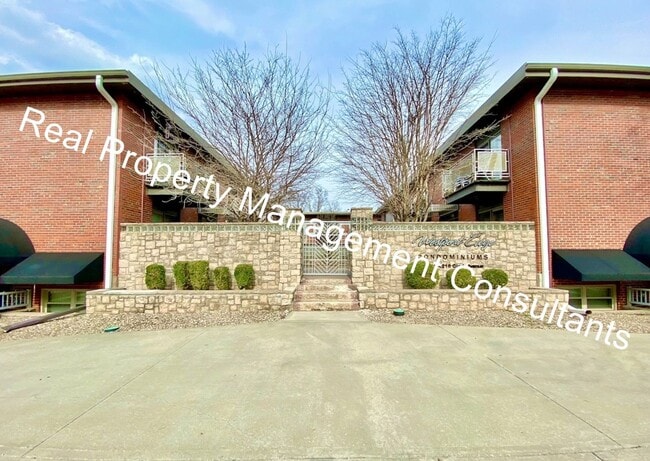 Building Photo - 1 Bedroom in Westport Rental