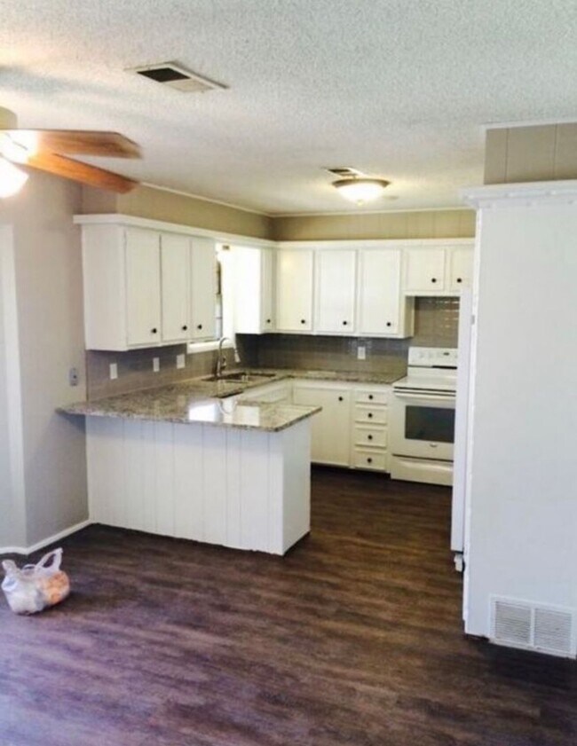 Photo - PRE-LEASING Fall 2026 in Lubbock – Close to Texas Tech University!