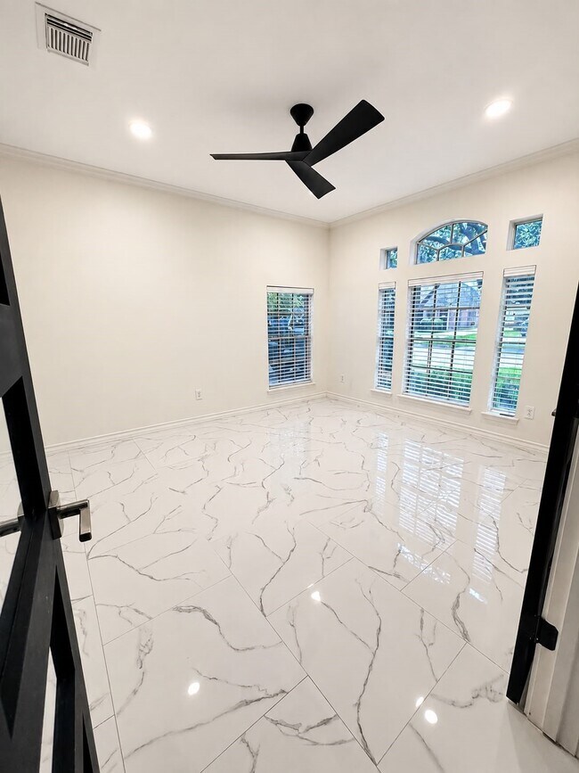 Photo - 11915 Gardner Park Ln