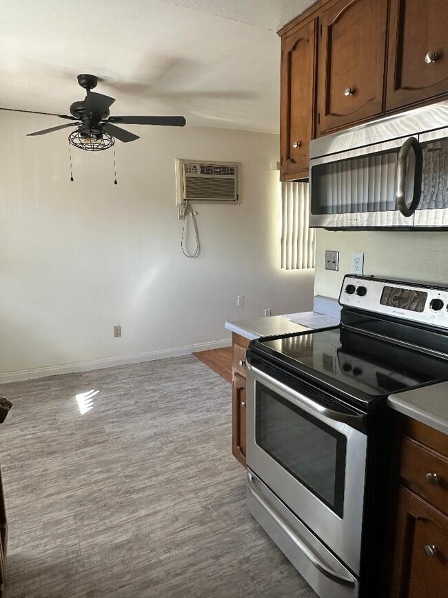 Photo - 1930 Junipero Ave Unit 3