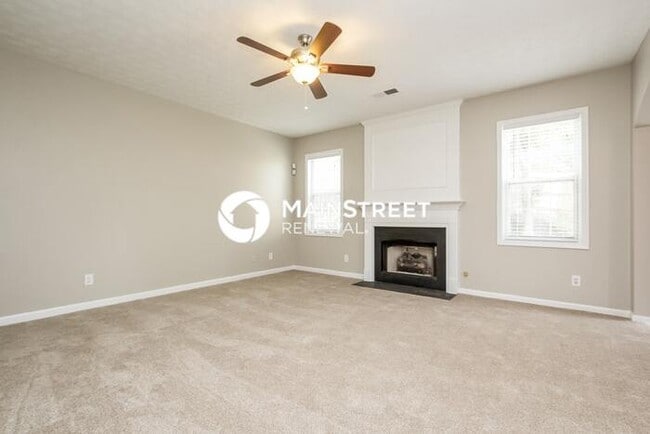 Photo - 4 Bedroom Pet-Friendly Home in Austell, GA with Main Street Renewal