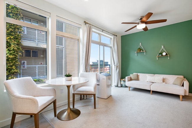 Photo - 2324 1st Ave Unidad 410