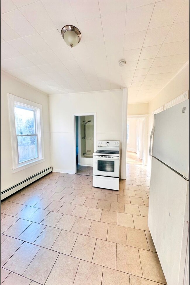 175 Amherst St Unit #1