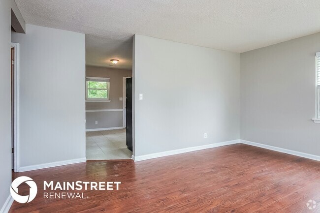 Building Photo - 3702 4 Seasons Dr Rental