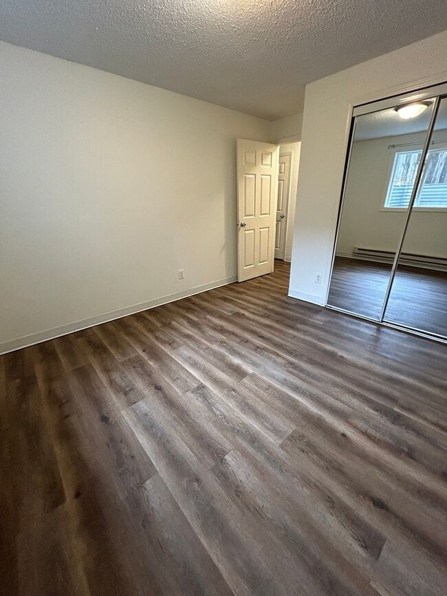 Photo - 2 Bedroom, 1 Bathroom apartment Available Immediately Unit 1
