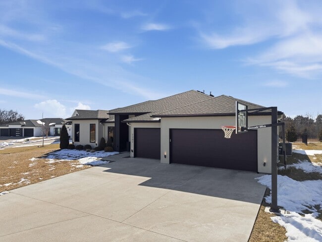 Photo - 1301 Haxby Ct