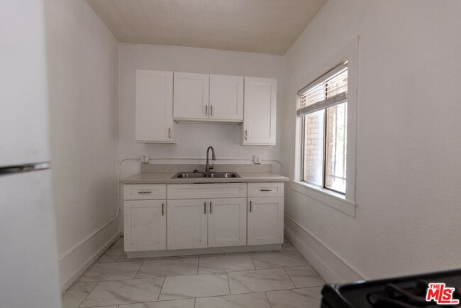 Photo - 661 Shatto Pl Unit 109