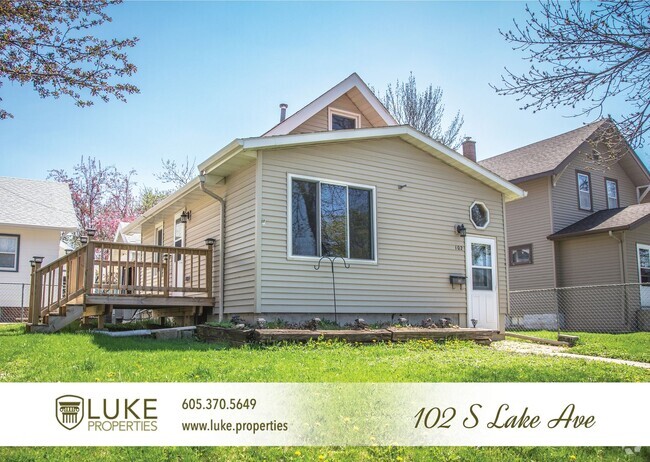 Building Photo - 102 S Lake Ave Rental