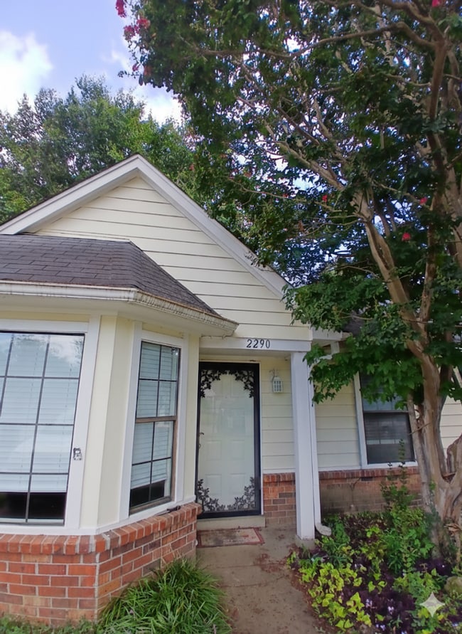 Building Photo - Charming 2 Bedroom 1 Bath | Cordova Rental