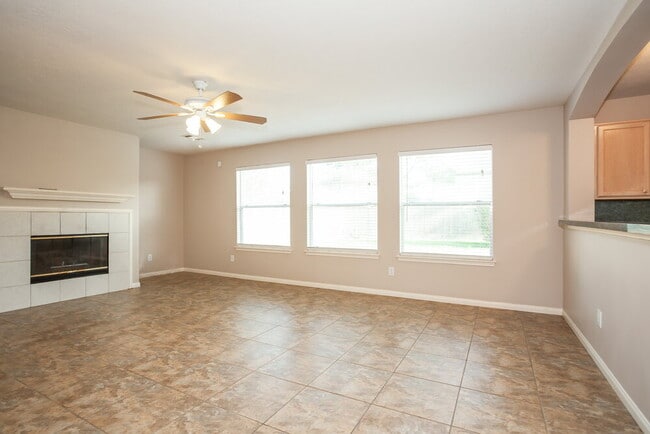 Photo - 17618 Coventry Oaks Dr