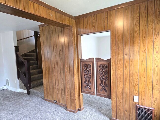 Photo - 453 Ohio Ave