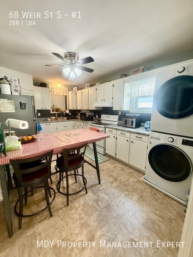 Building Photo - Welcome to this quaint and charming home s... Unit #1