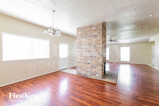 Photo - 21407 Highland Knolls Dr