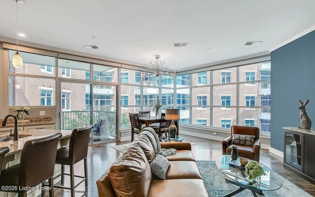 324 E Main St Unit 313