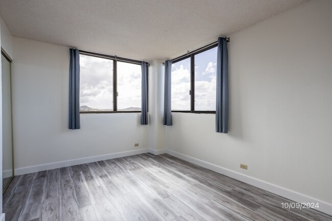 Building Photo - 351-351 Koauka Loop Rental