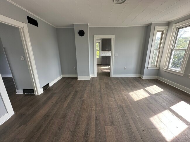 Photo - 12 Rockwood Ave Unidad 2nd & 3rd floor