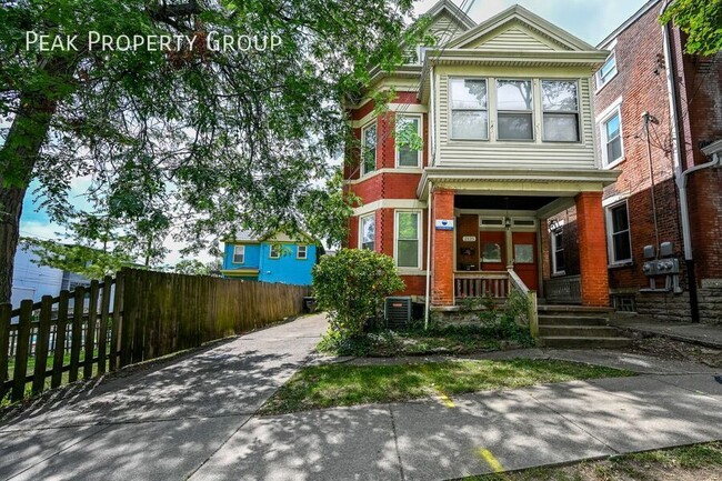 Building Photo - 2125 W Clifton Ave Unit B Rental