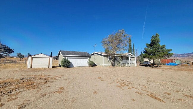 Photo - Charming 2 Bedroom, 2 Bathroom Home on 1 A...