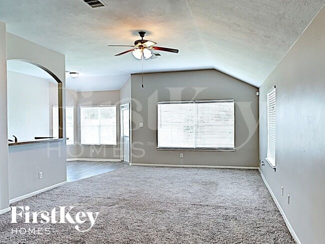 Photo - 19707 Cozy Cabbin Dr