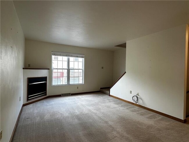Photo - 826 Mt Pleasant Rd