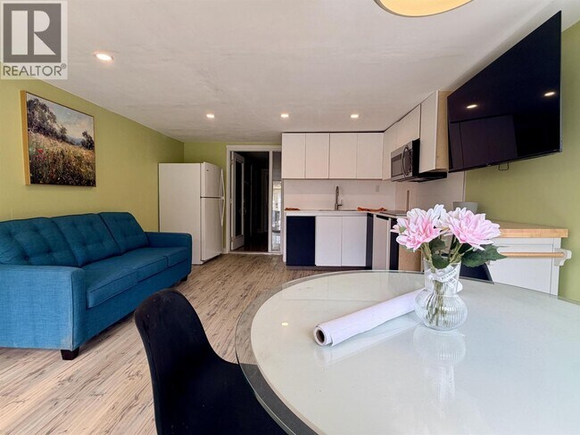 354 Seaforth Crescent