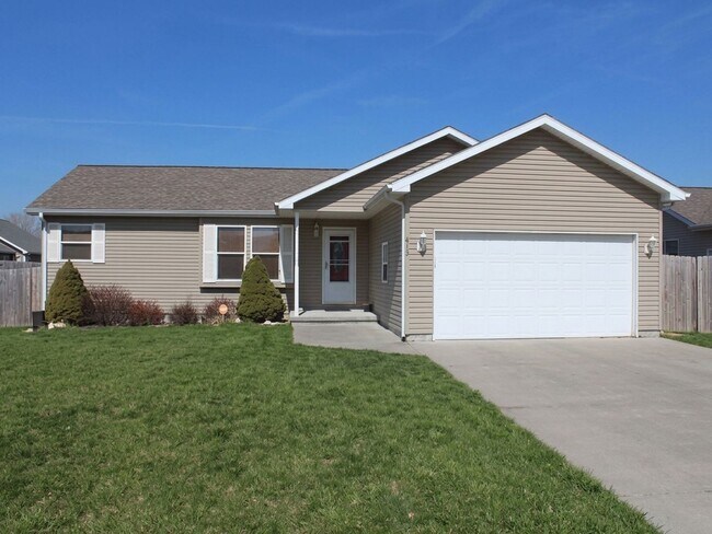 Building Photo - 412 Walters Dr