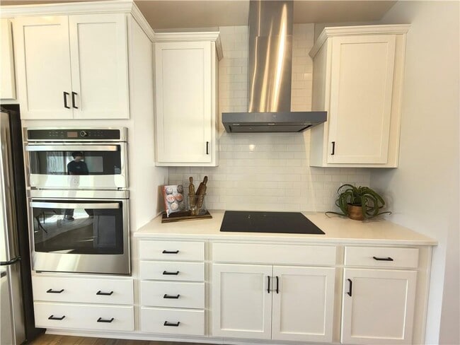 Photo - 2821 Beacon Bend Xing