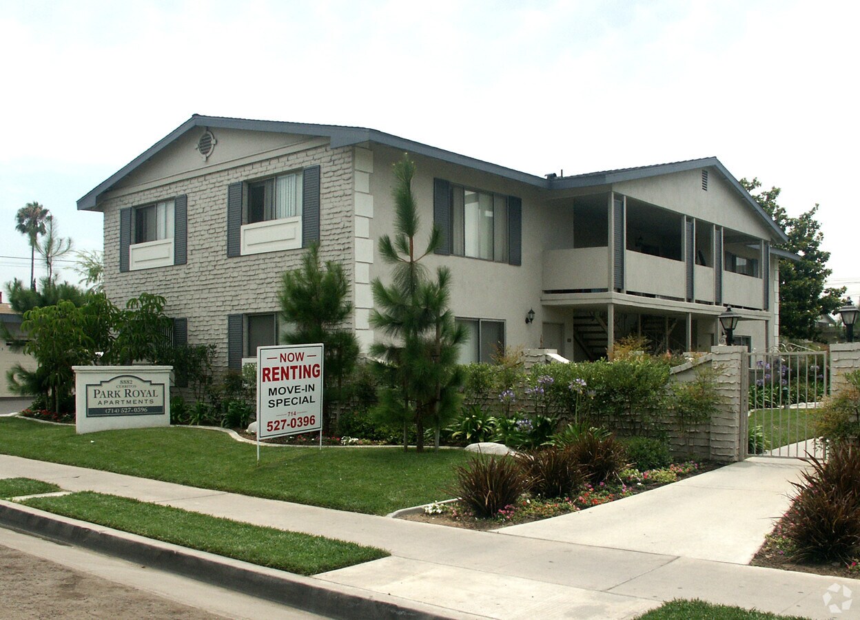 Park Royal Apartments - Park Royal Apartments