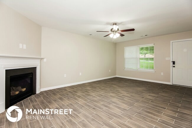 Photo - 544 River View Dr