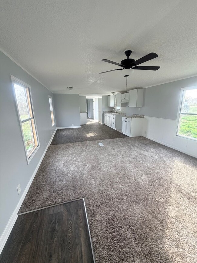 125 Lindell Way