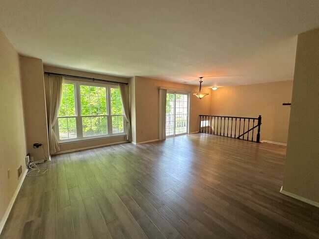 Photo - 2 bedrooms, 2.5 bathrooms
