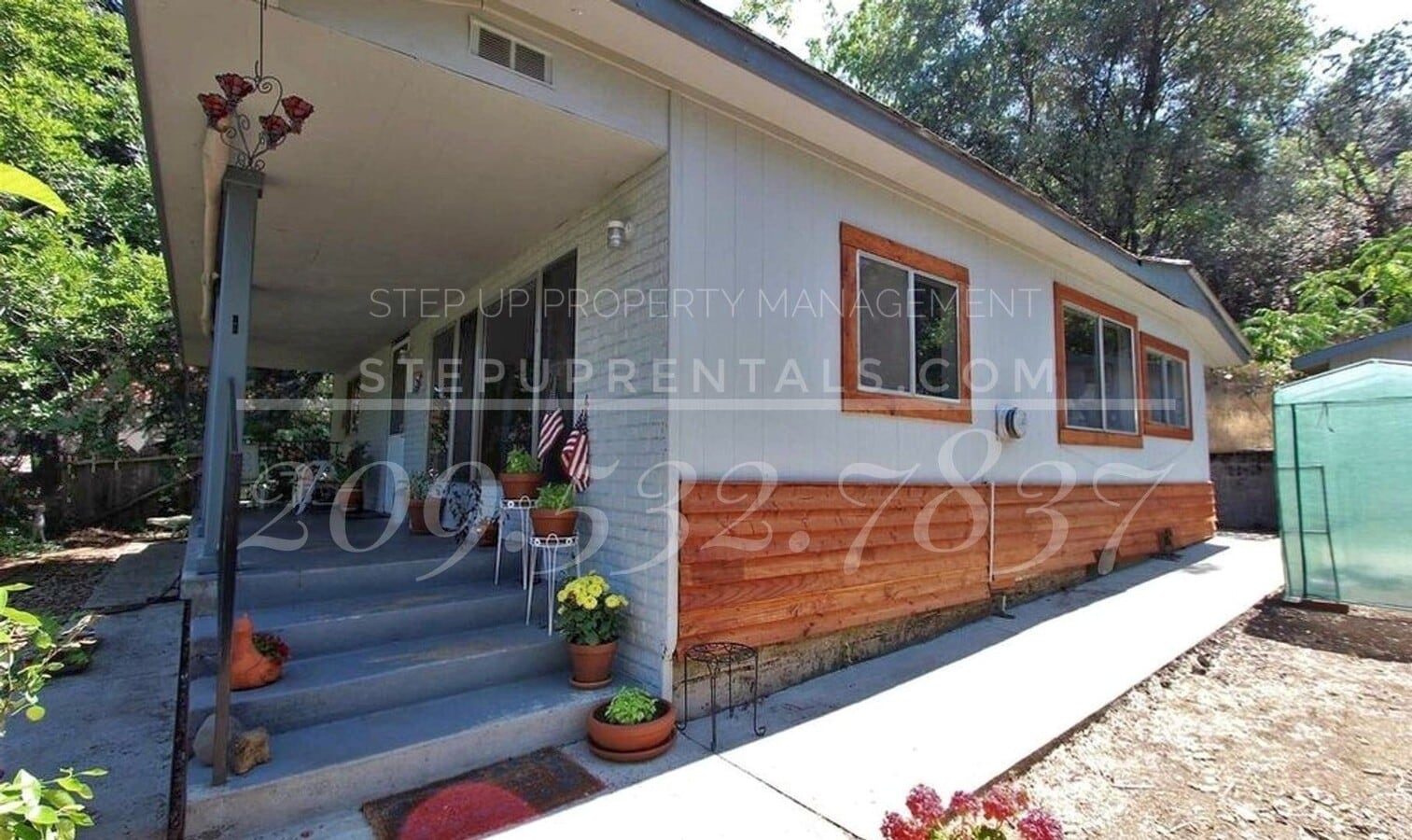 Charming Vintage Gem with Private Frontyard Oasis and Modern Updates - Charming Vintage Gem with Private Frontyard Oasis and Modern Updates
