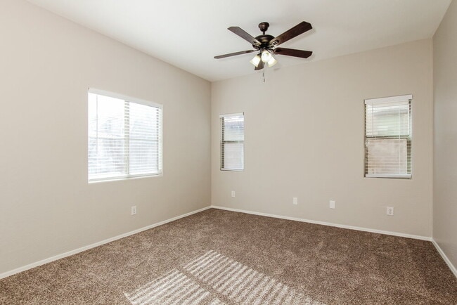 Photo - 4665 E Olney Ave