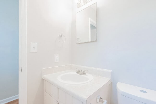 Photo - 2628 Candler Woods Dr