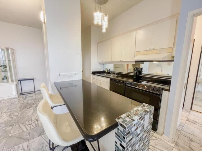 Photo - 1778 Ala Moana Blvd