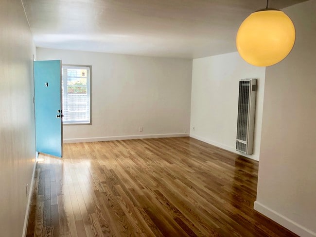 Living Room - 2357 Griffith Park Blvd Unit 2355