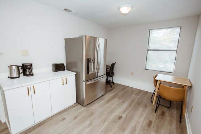 Photo - 3625 Maple Ave Unidad ID1352449P