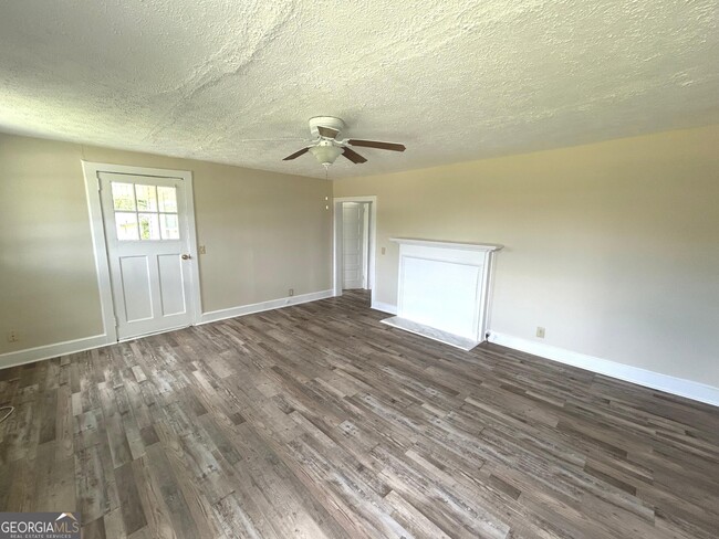 Photo - 2455 Pegasus Parkway