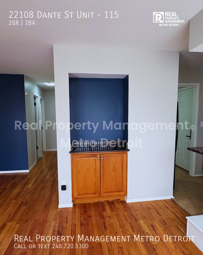 Photo - 22108 Dante St