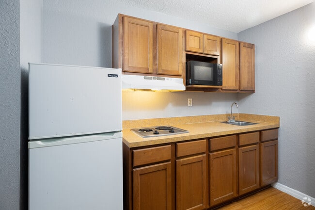 Studio - Kitchen