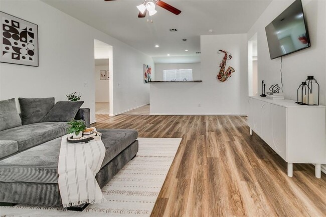 Photo - 8509 SW 49th Cir