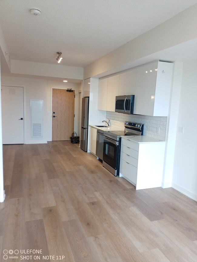 Photo - 33 Erie Av Unit 33 Erie Ave suite 804
