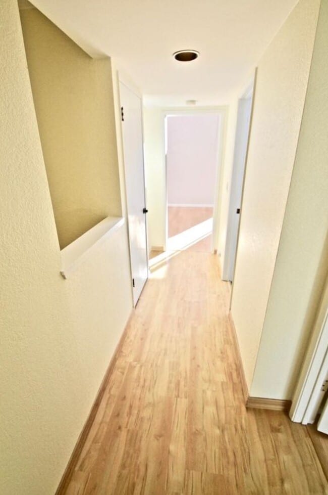 Photo - 99 Montsalas Dr